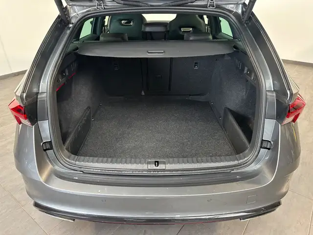 Skoda Octavia view 8