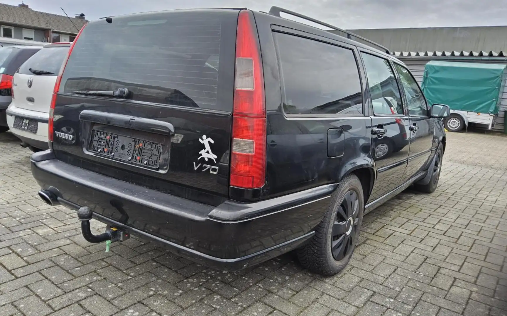 Volvo V70 2.5 Černá - 1