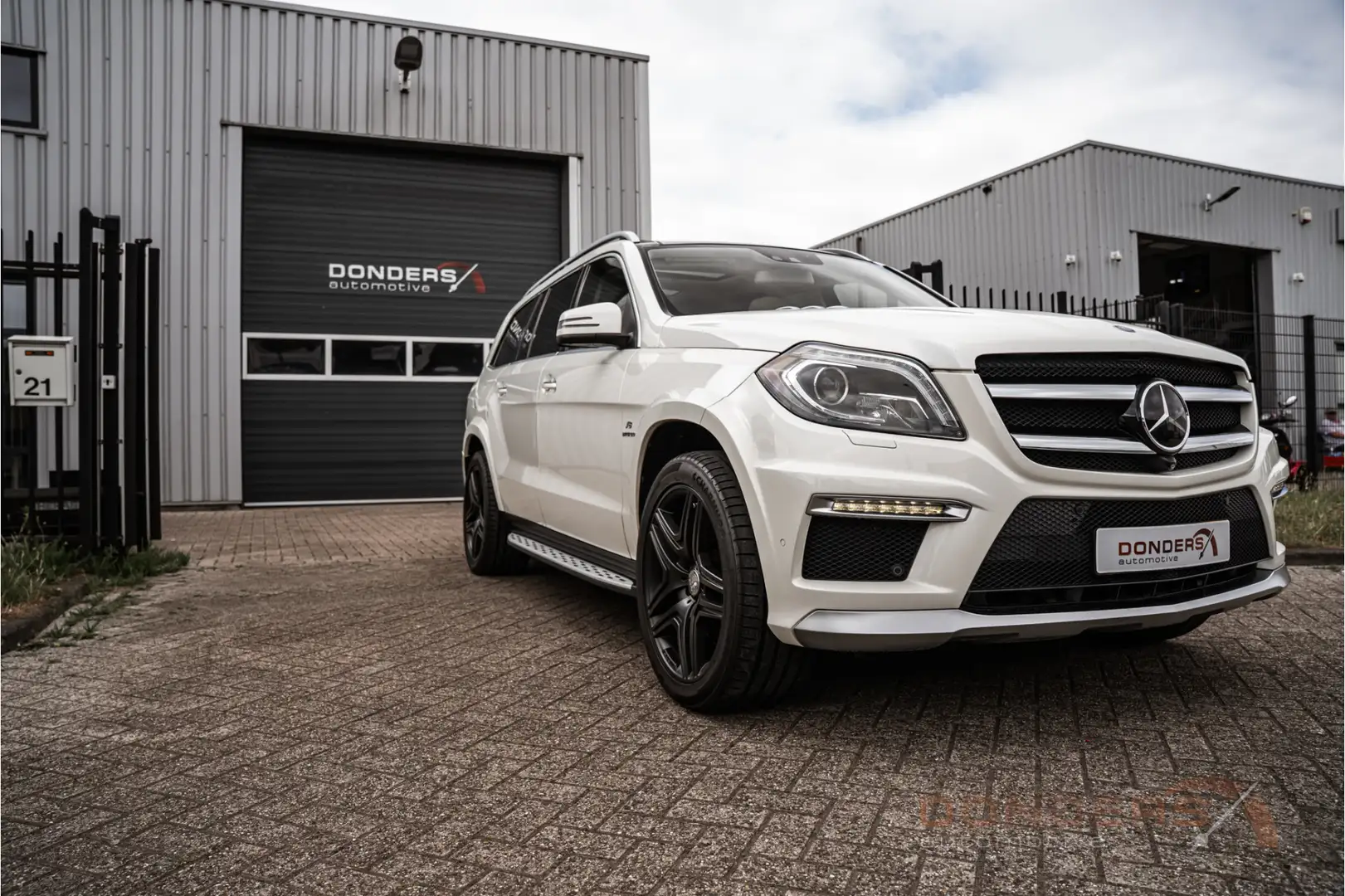 Mercedes-Benz GL 63 AMG Wit - 2