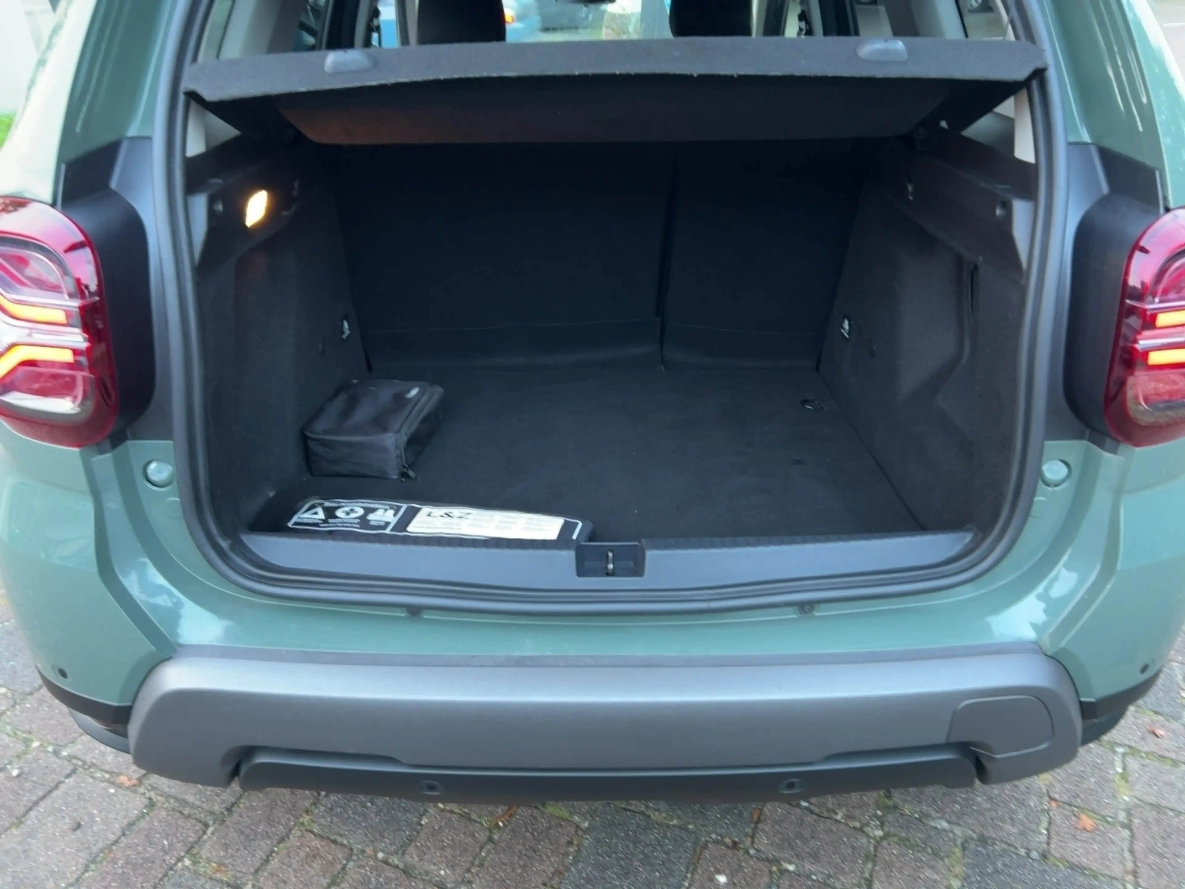 Dacia Duster TCe 150 EDC Journey 2WD *Automatik* — photo 13