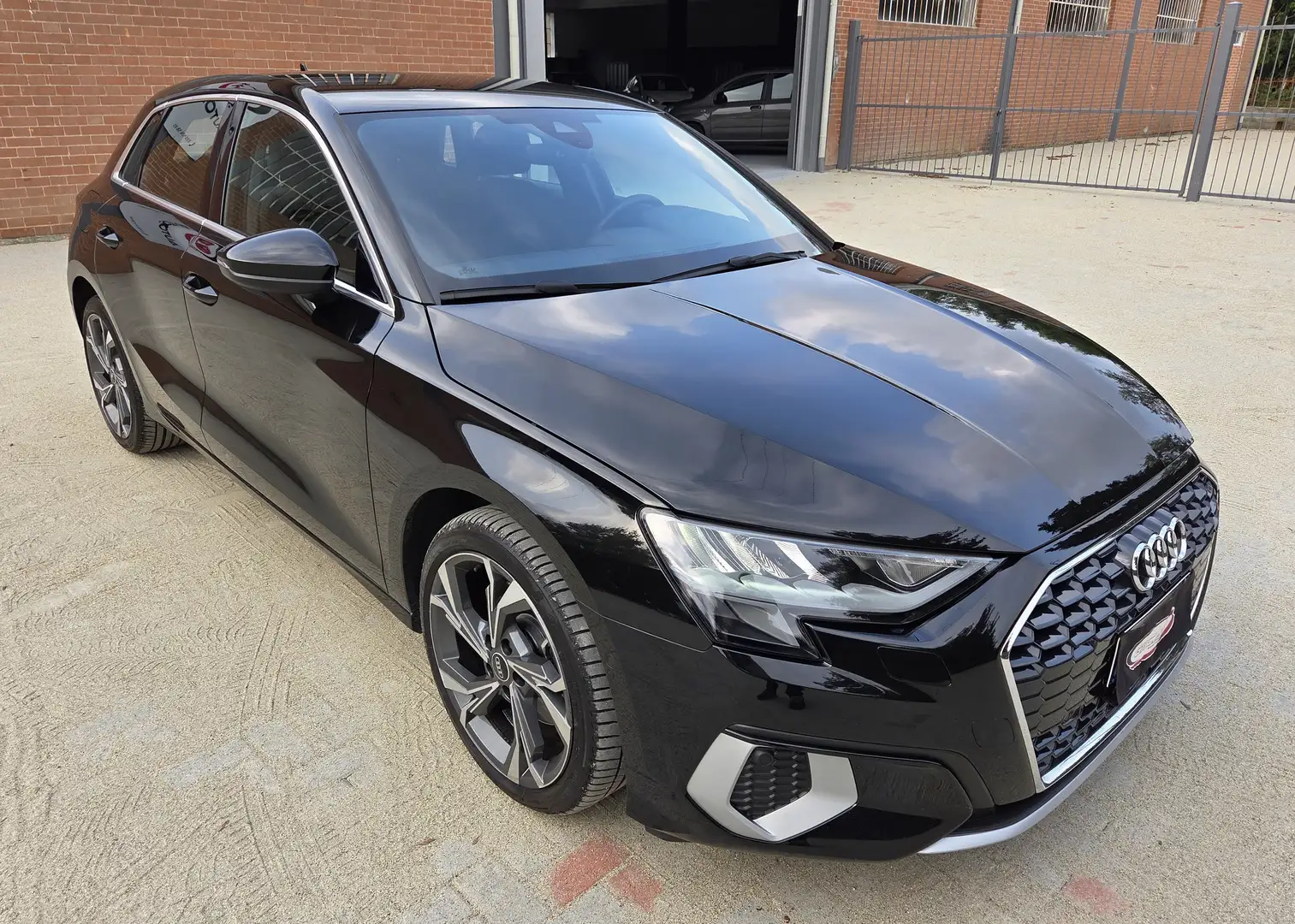 Audi A3 SPB 30 2.0 tdi 116cv Business Advanced Nero - 2