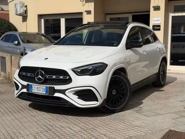 Mercedes-Benz GLA 200 d AMG Line Premium Plus auto
