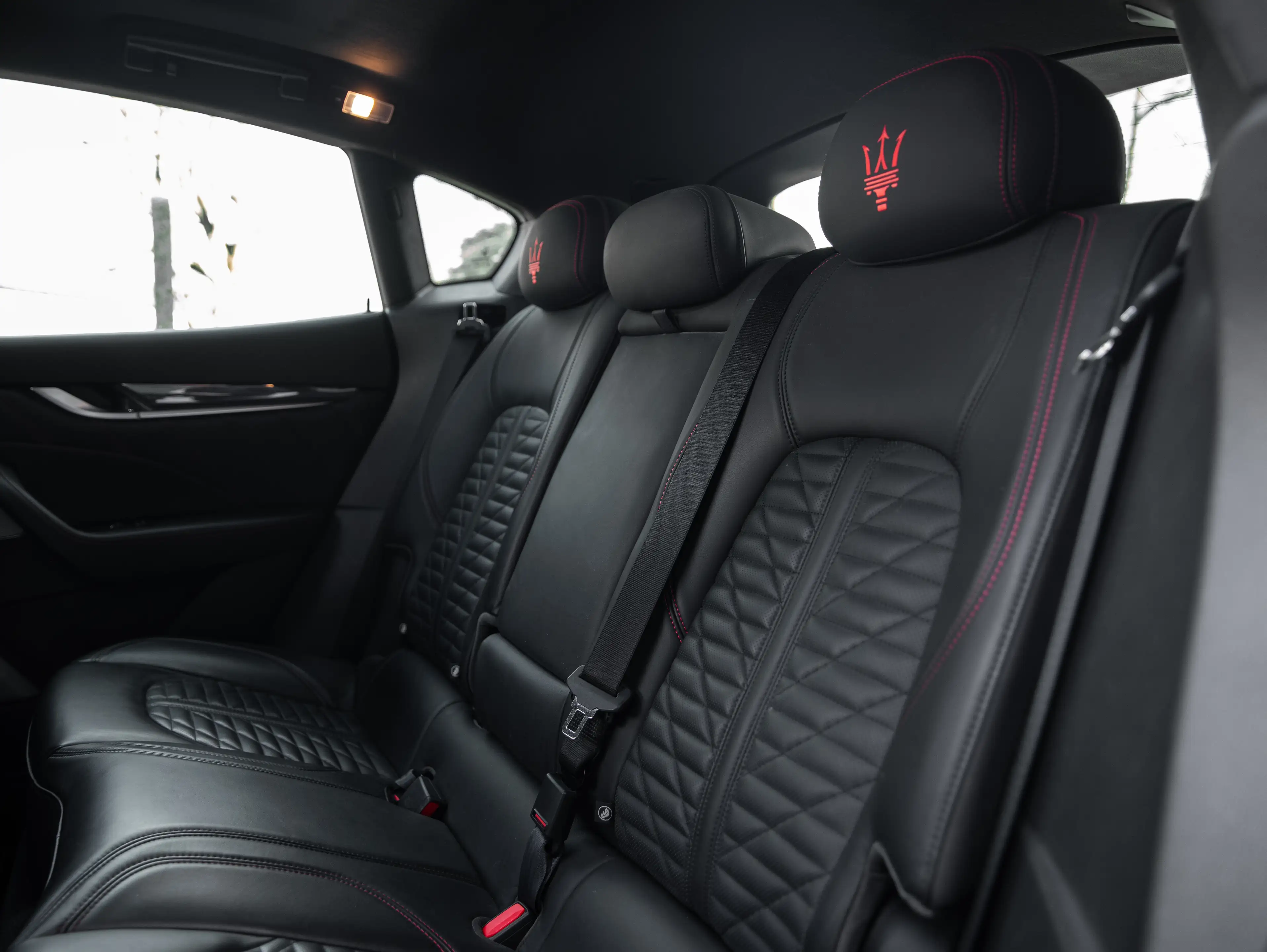 Maserati Levante SQ4 VULCANO 'ONE OF 150' - LIMITED EDITION — photo 10