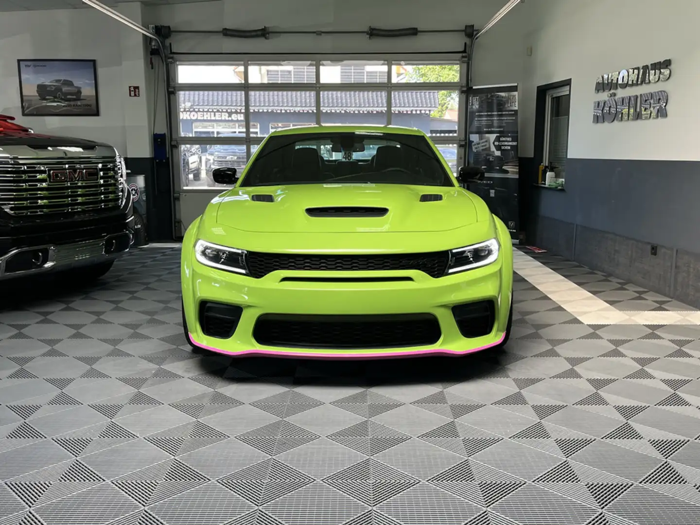 Dodge Charger SRT Hellcat Widebody LAST CALL Groen - 2
