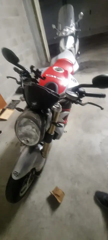 MV Agusta Brutale