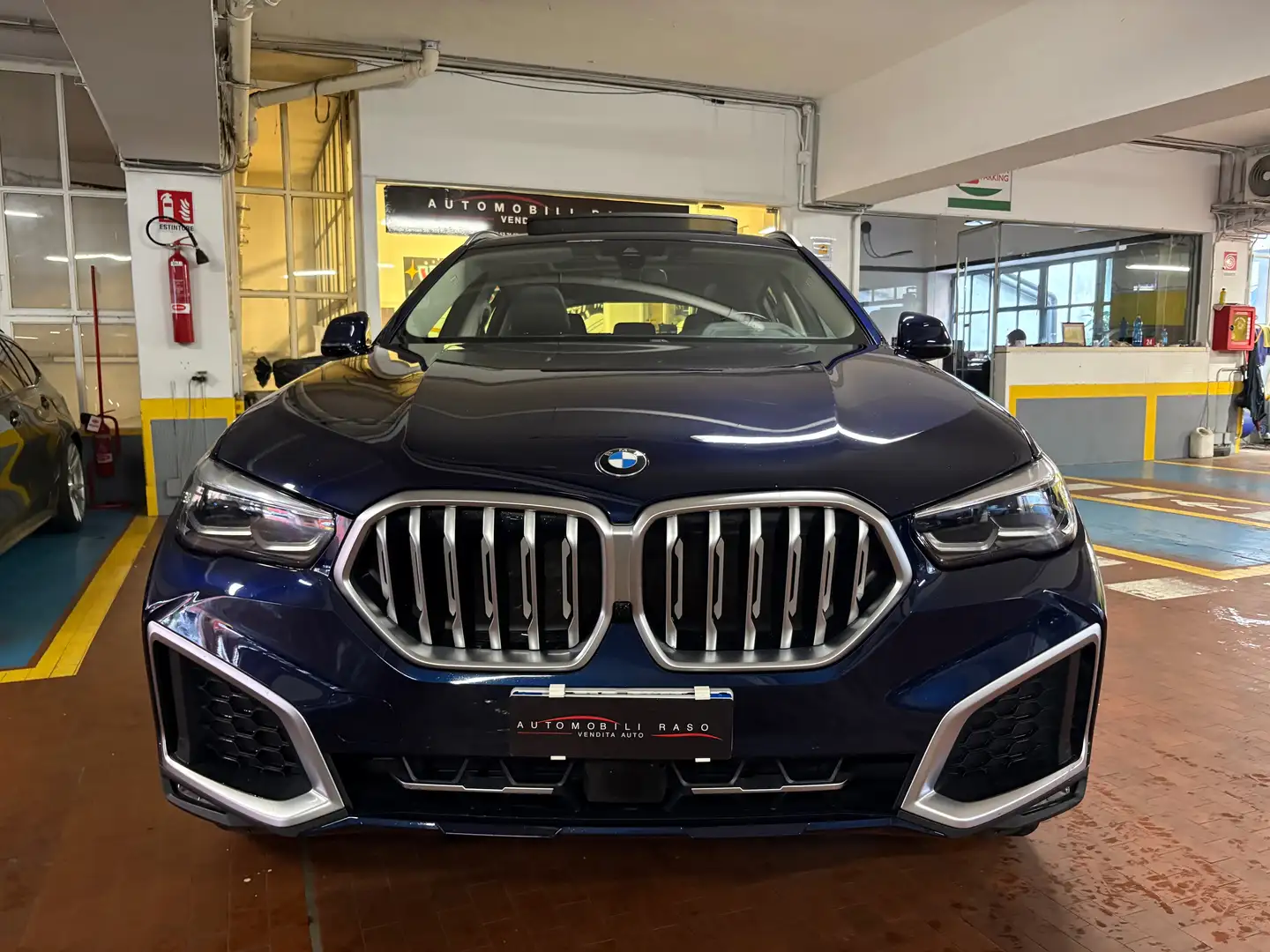 BMW X6 X6 xdrive30d mhev 48V xLine auto Blauw - 2