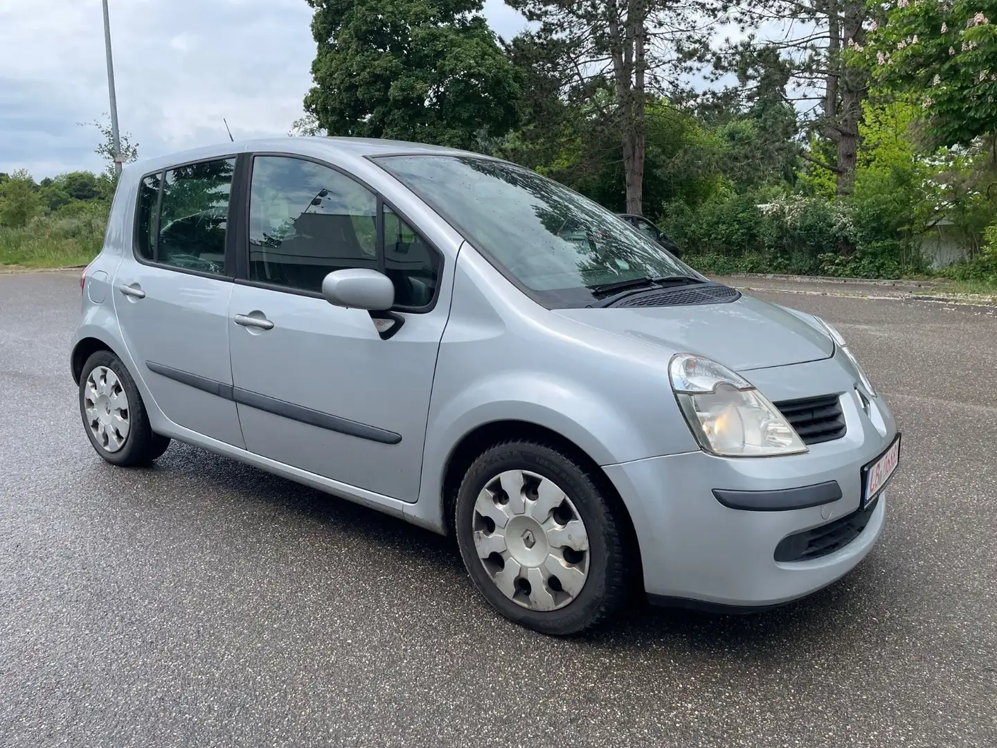Renault Modus Dynamique 1. Hand, 8-fach, Fahrradträger Сірий - 1