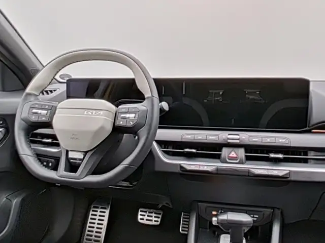 Kia K4 view 14