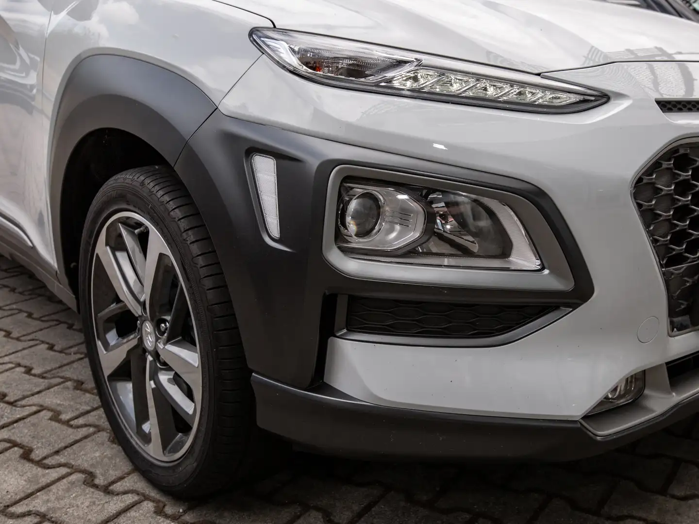 Hyundai KONA 1.6 T-GDi DCT+NAVI+KAMERA+ALU+SHZ+KLIMAAUTO Bianco - 2