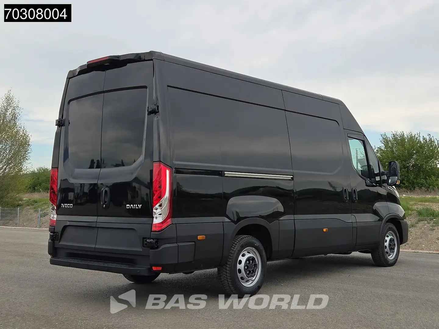 Iveco Daily 35S18 Neu! 3.0L Automatik 180PS L2H2 AC Schwarz - 2
