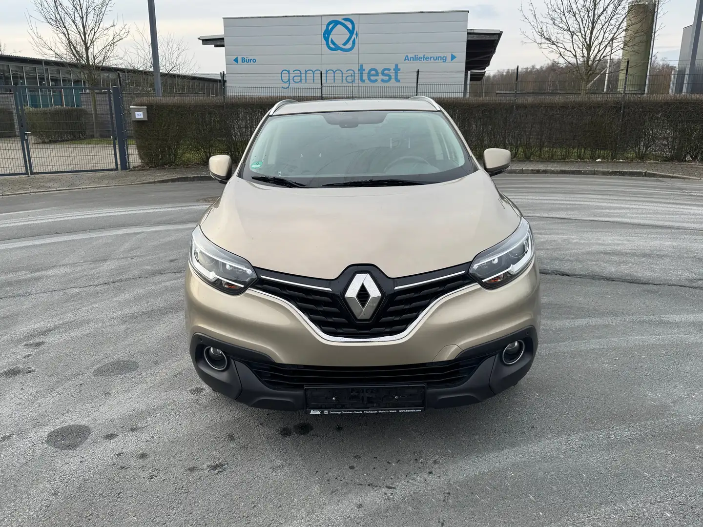 Renault Kadjar TÜV&Inspektion&Reifen NEU Automatick NAVI AHK Beige - 2