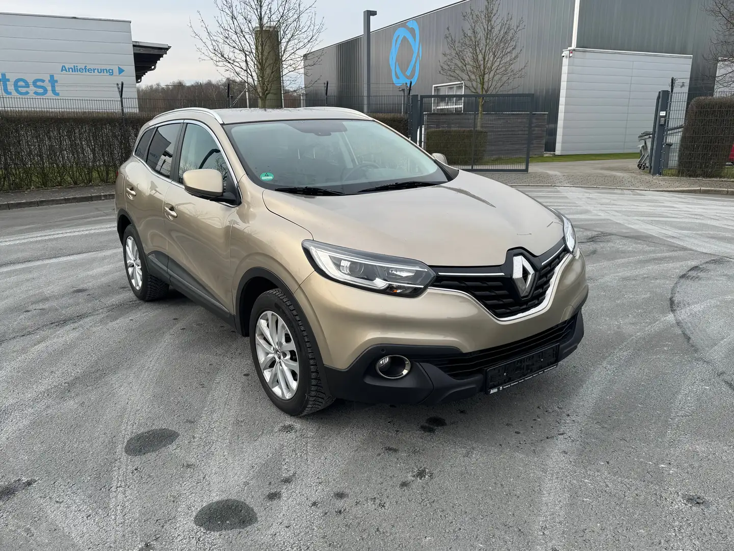 Renault Kadjar TÜV&Inspektion&Reifen NEU Automatick NAVI AHK Beige - 1