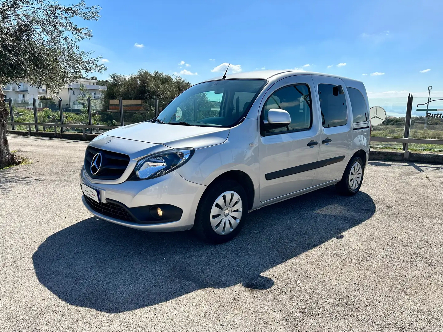 Mercedes-Benz Citan Citan 109 cdi Tourer Pro Business 90cv Argent - 1