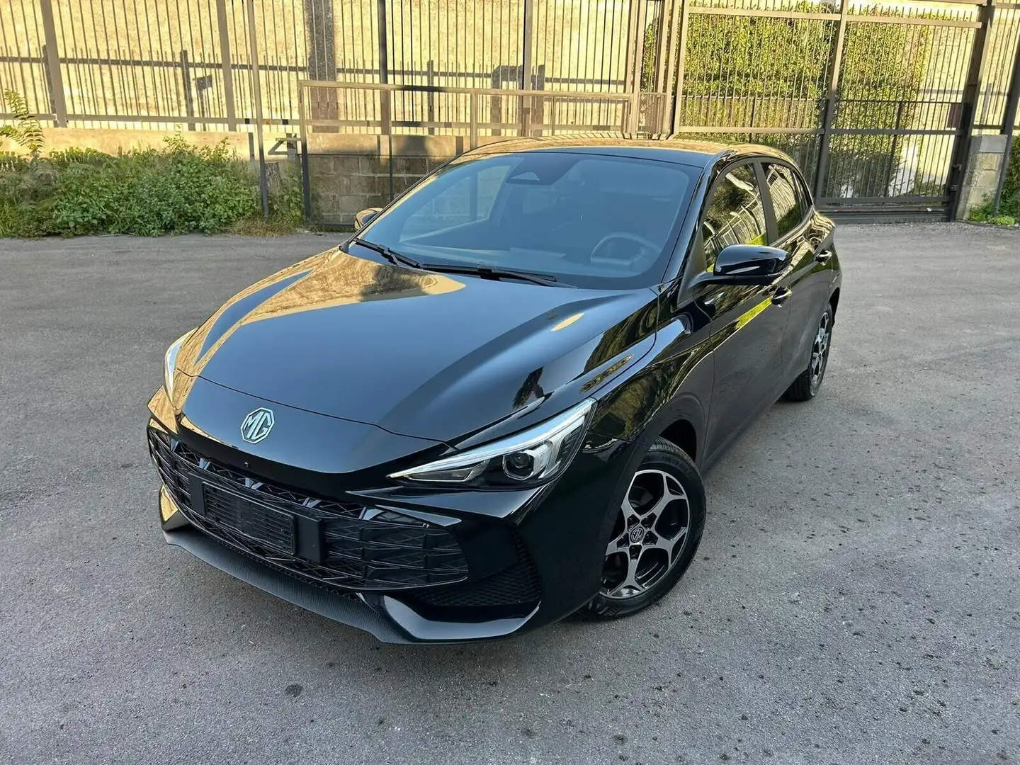 MG MG3 MG3 1.5 hybrid Comfort Noir - 1