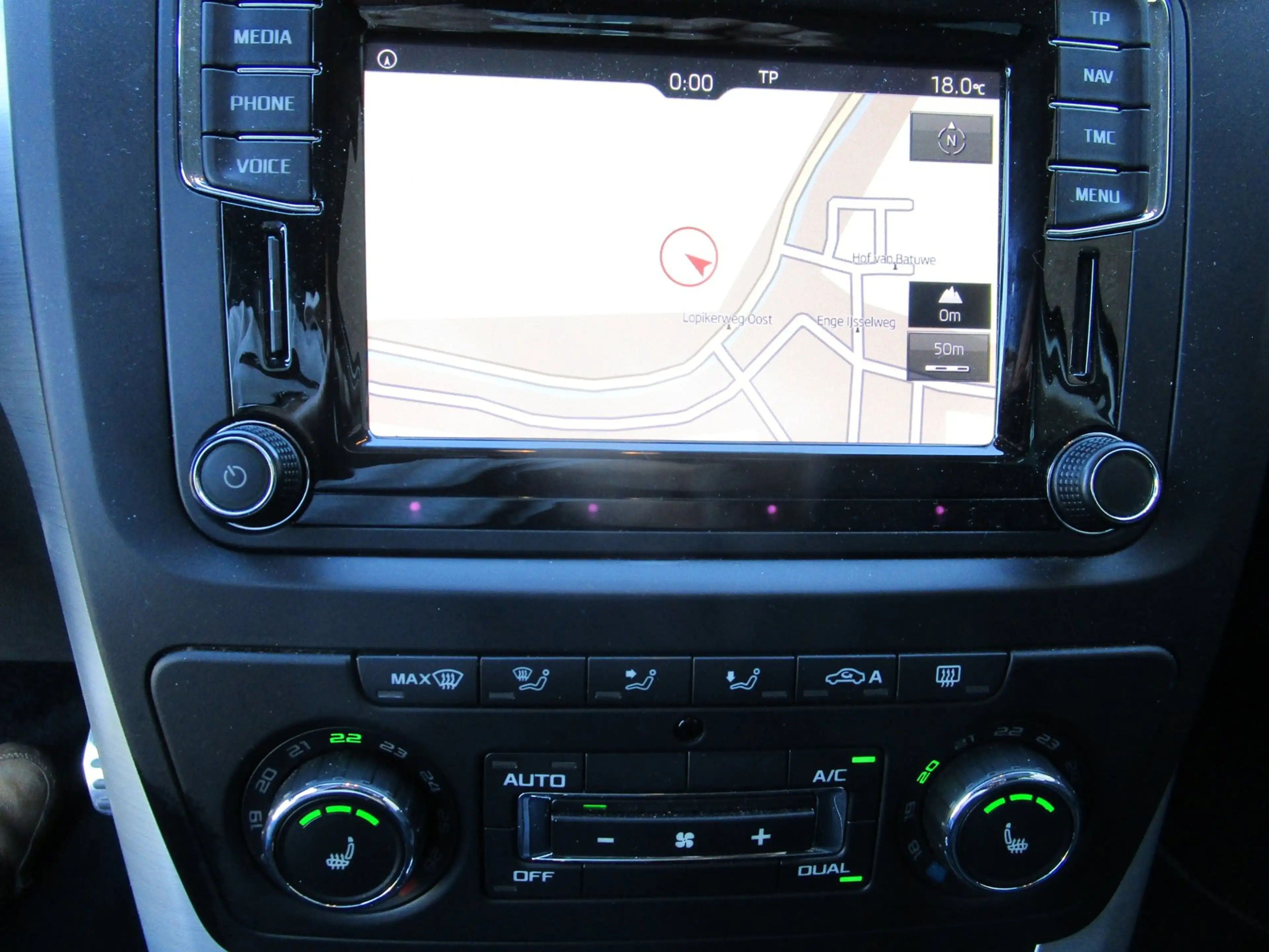 Skoda Yeti Outdoor 1.4 TSI Edition automaat clima1e eig mooi — photo 13