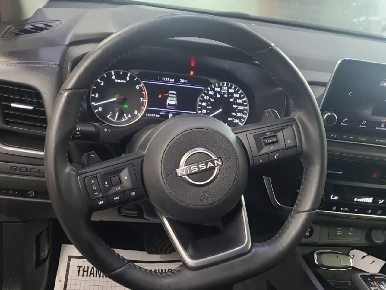 Nissan Rogue fotografie Nissan Rogue