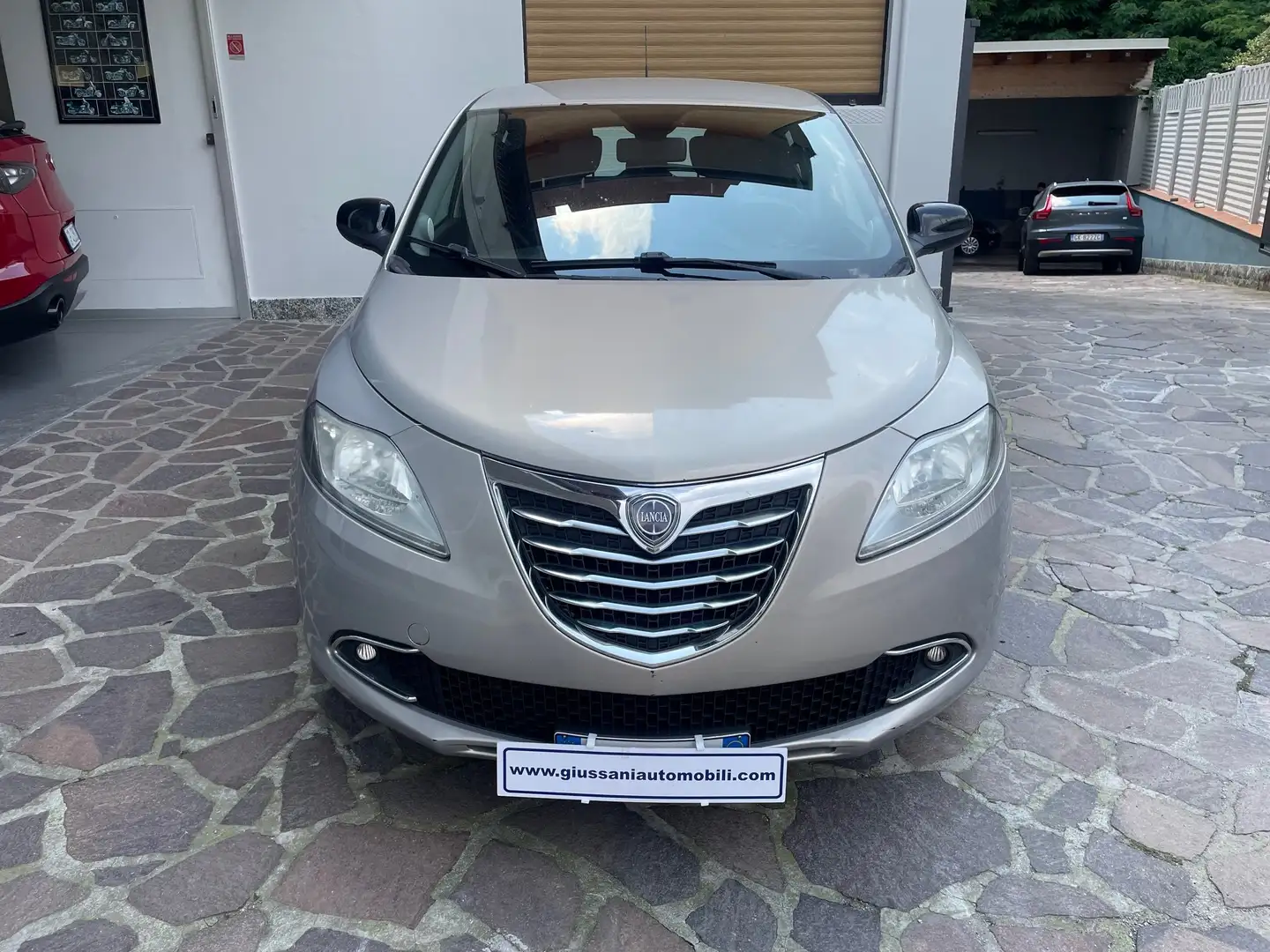 Lancia Ypsilon Ypsilon 1.3 mjt Gold s&s Gri - 1