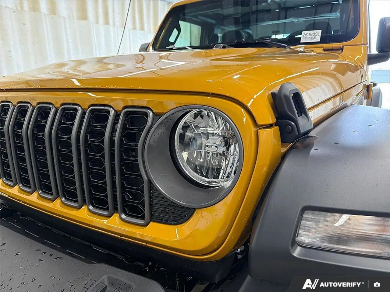 Jeep Wrangler снимка Jeep Wrangler