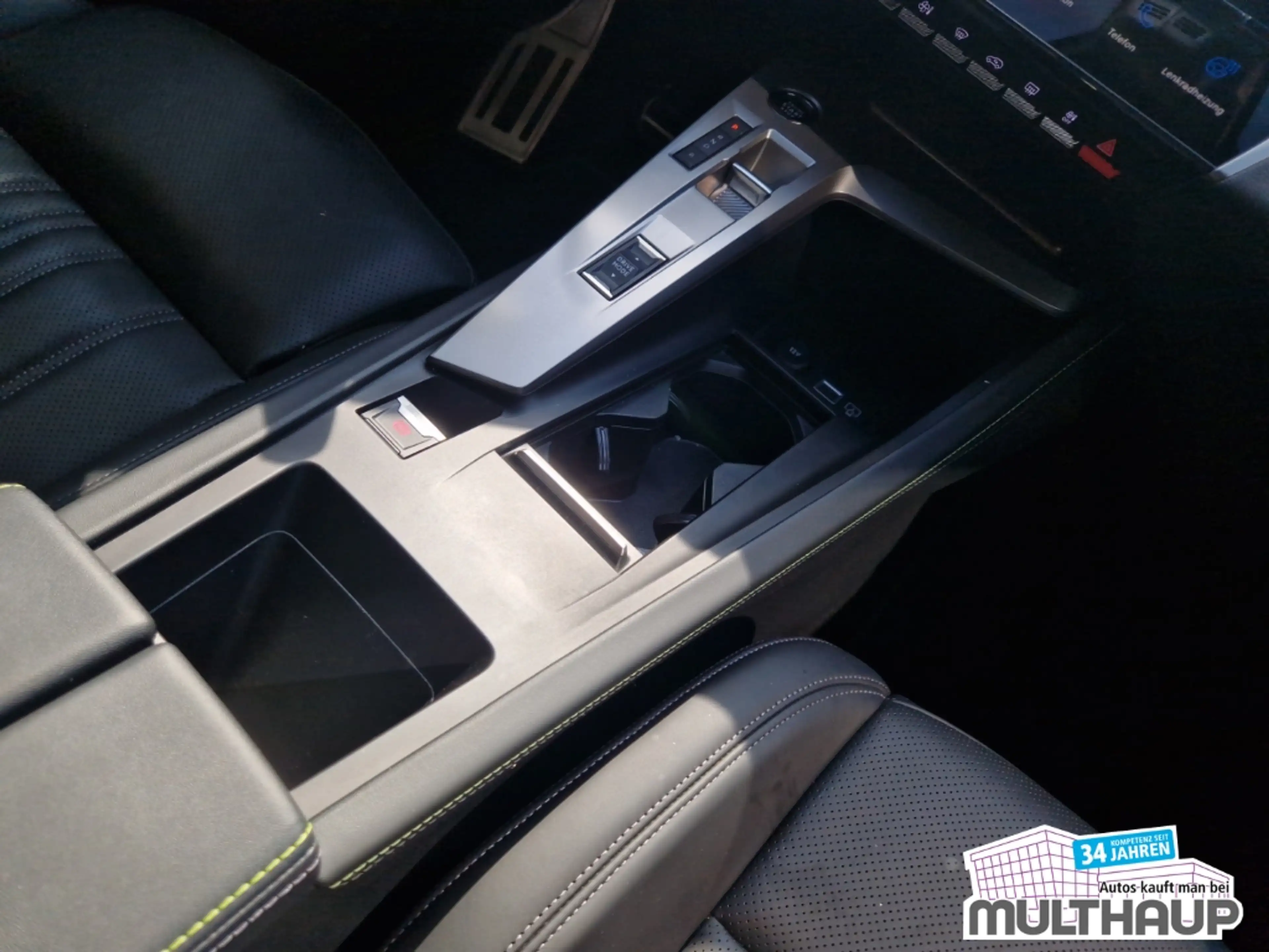 Peugeot 408 GT Plug in Hybrid 225 Leder StandHZG LED — photo 7
