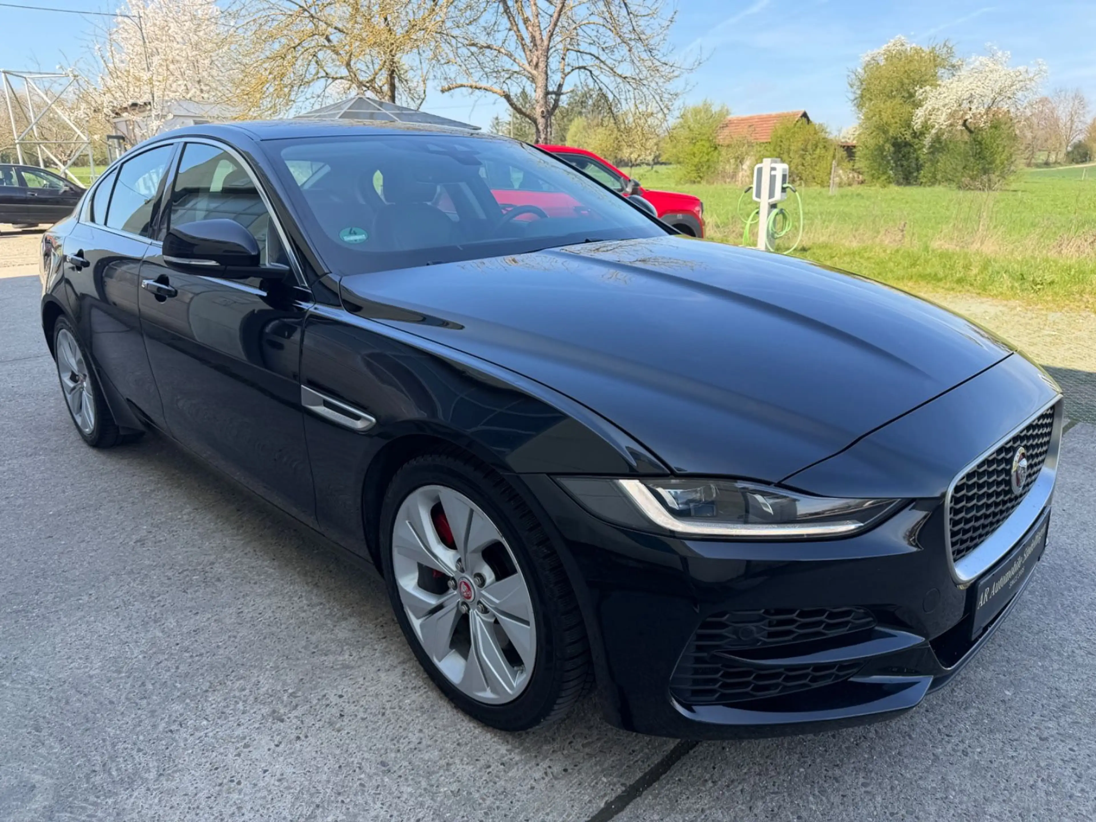 Jaguar XE S*HAGELSCHADEN*LED*SPUR* — photo 3