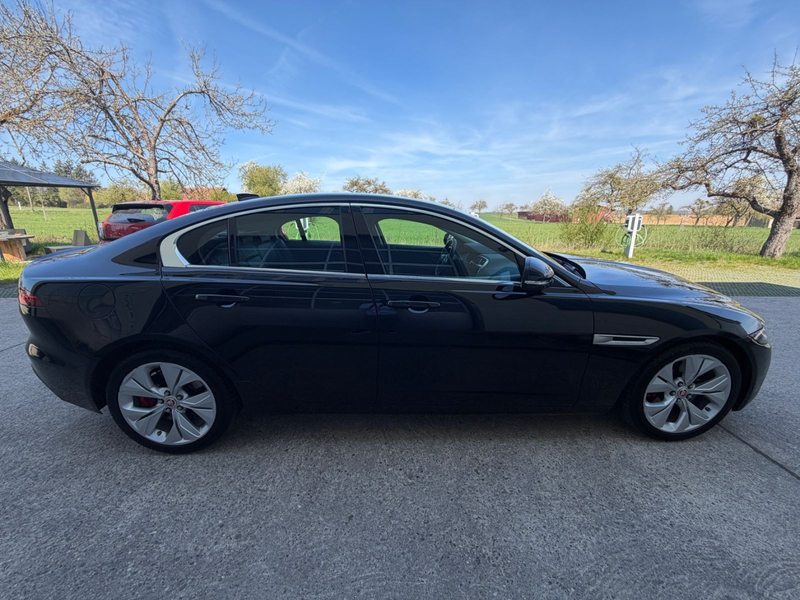 Jaguar XE S*HAGELSCHADEN*LED*SPUR* — photo 4