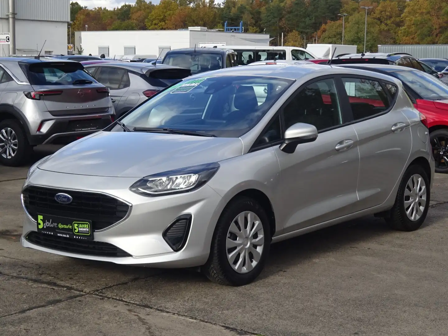 Ford Fiesta 1.1 Cool & Connect inkl. Big Deal! Plateado - 2