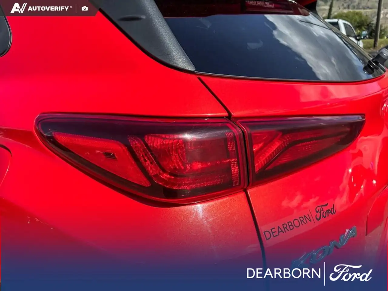 Hyundai KONA снимка Hyundai KONA