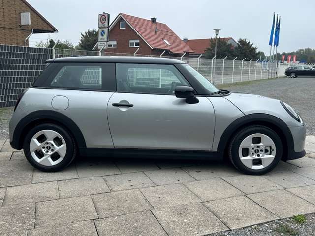 MINI Head-Up Lenkradheizung Navi R-Kamera!