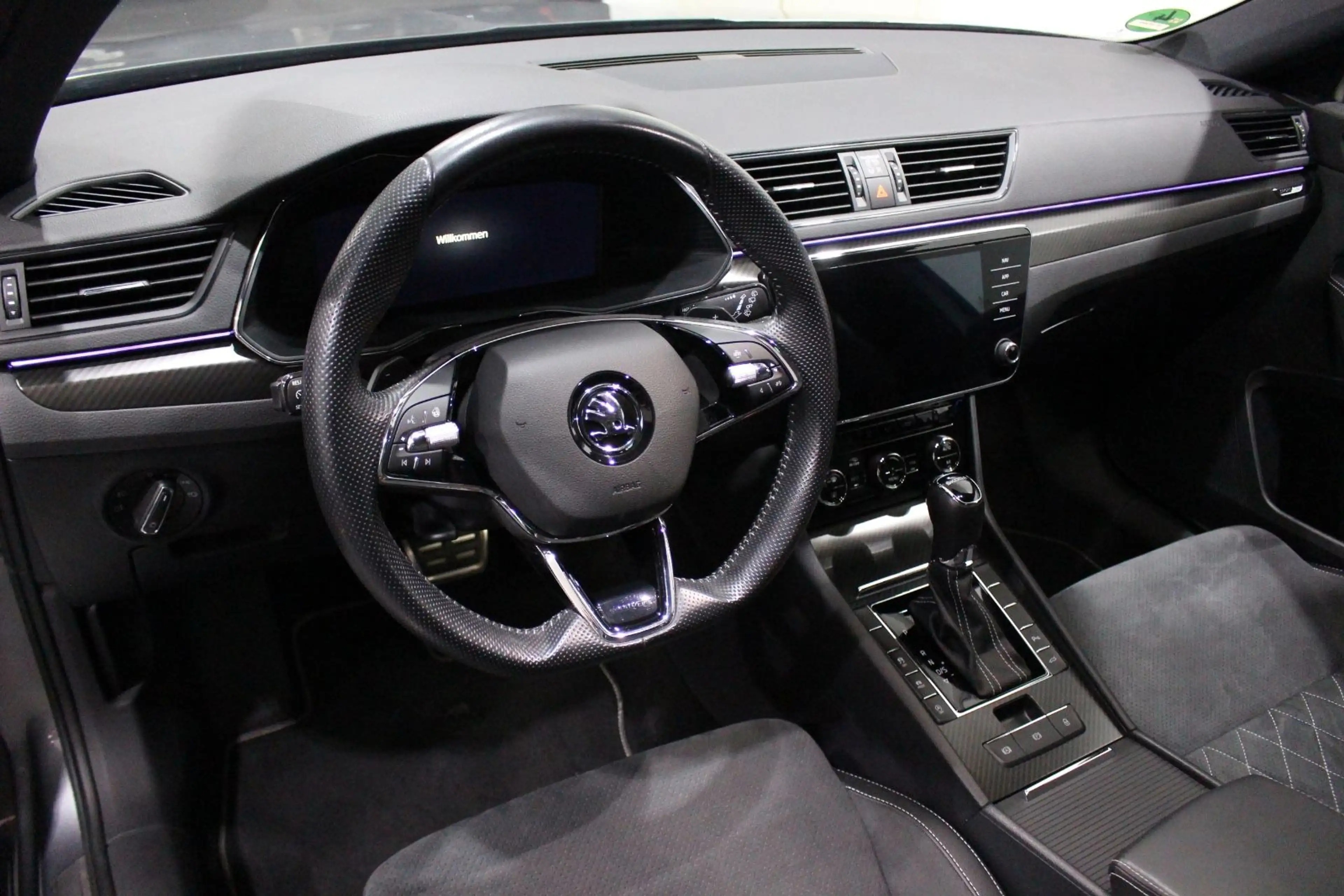 Skoda Superb Combi Sportline HAGEL DE 1H SH 19% MwSt — photo 23