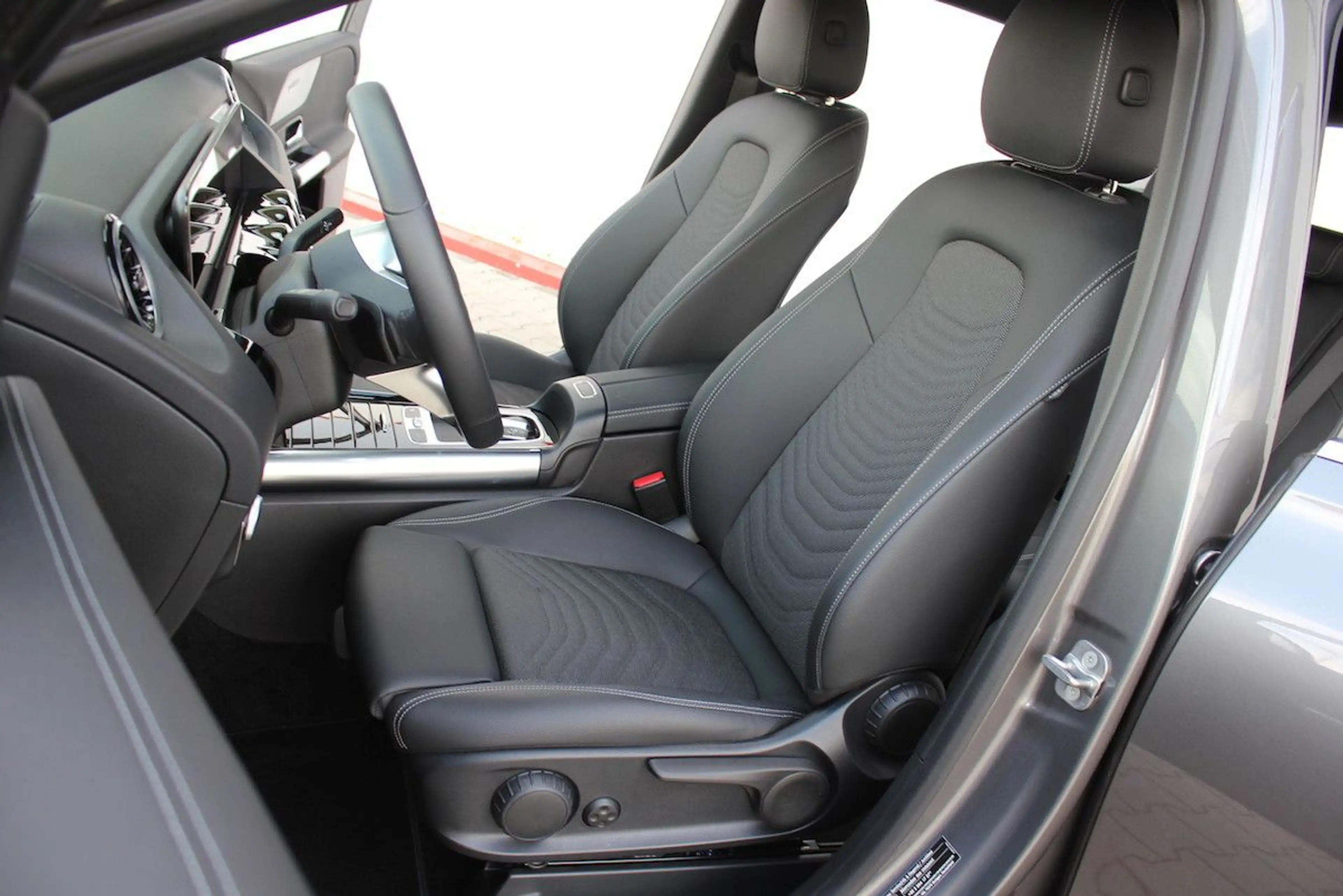 Mercedes-Benz B 180 Progressive WideScreen ( erst 809 km ) — photo 7