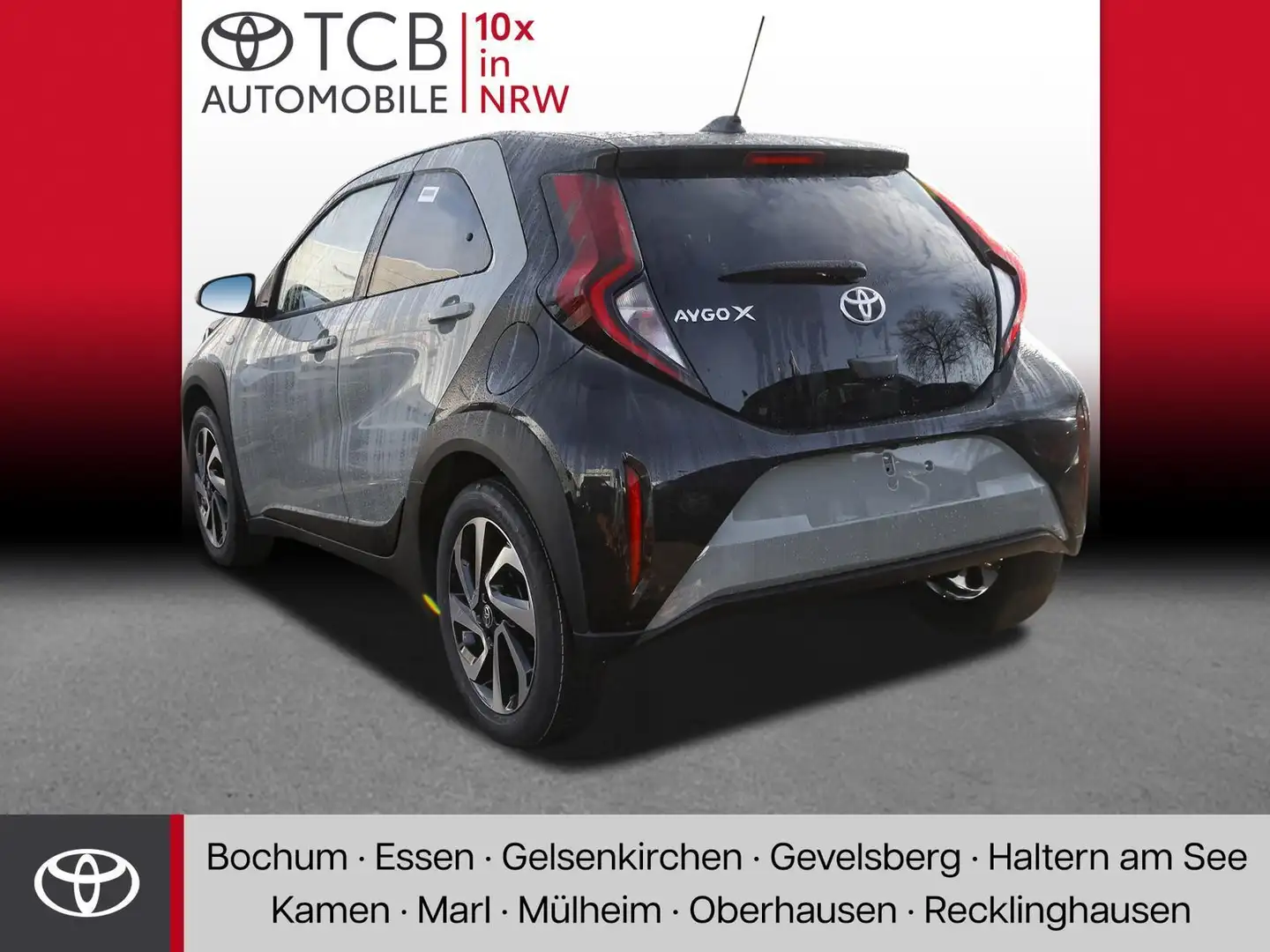 Toyota Aygo X Team D 1.0 SHZ PDC KLIMA BT ZV SERVO AUX Grau - 2