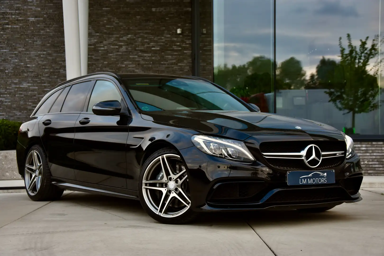 Mercedes-Benz C 63 AMG AMG C 63 T AMG Speedshift 7G-MCT 4.0BiTurbo Noir - 1