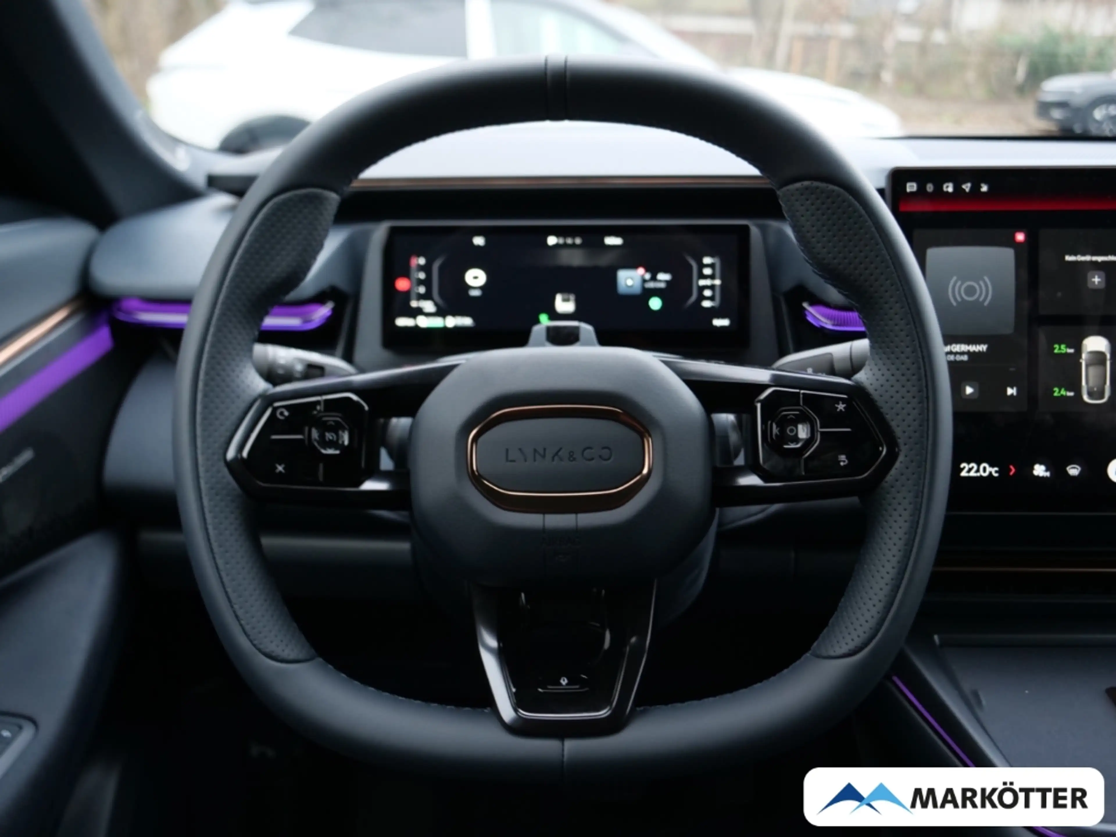 Lynk & Co 08 More/ACC/LED-MATRIX/MASSAGE/PANO/H&K Sound — photo 10