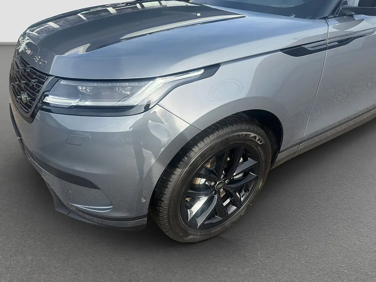 Land Rover Range Rover Velar 2026 — фото 6