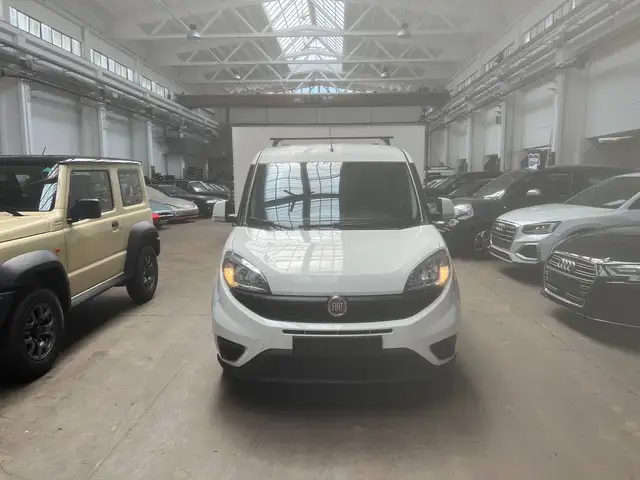 Fiat Doblo view 3
