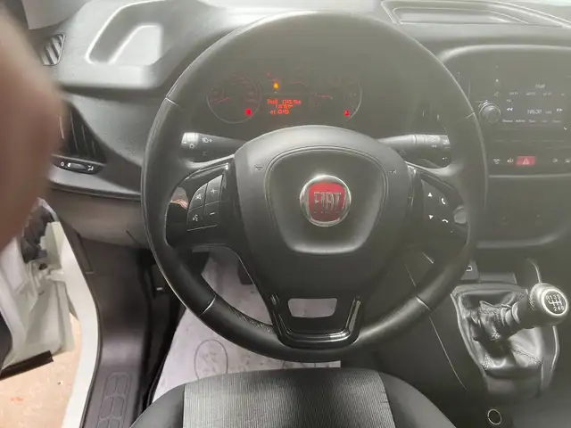 Fiat Doblo view 9