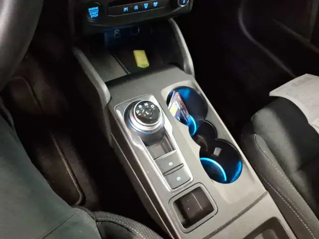 Ford Focus view 11
