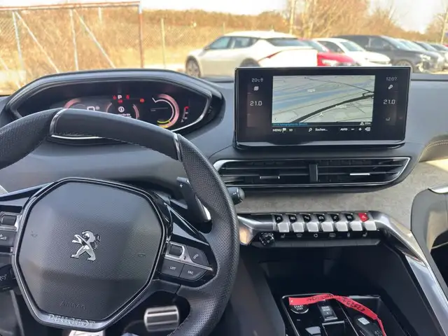 Peugeot 5008 view 10
