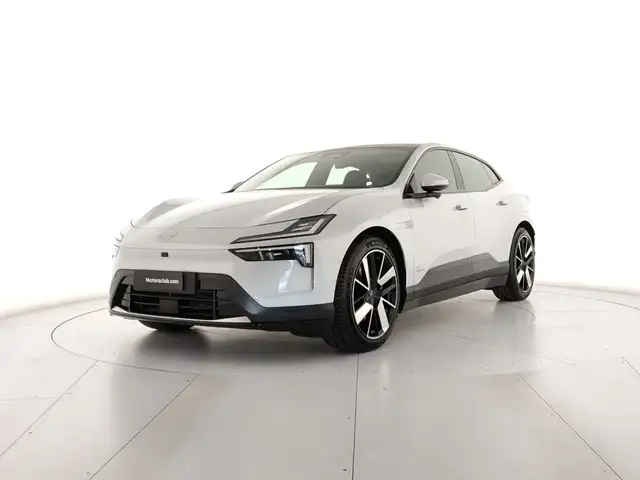 Polestar 4