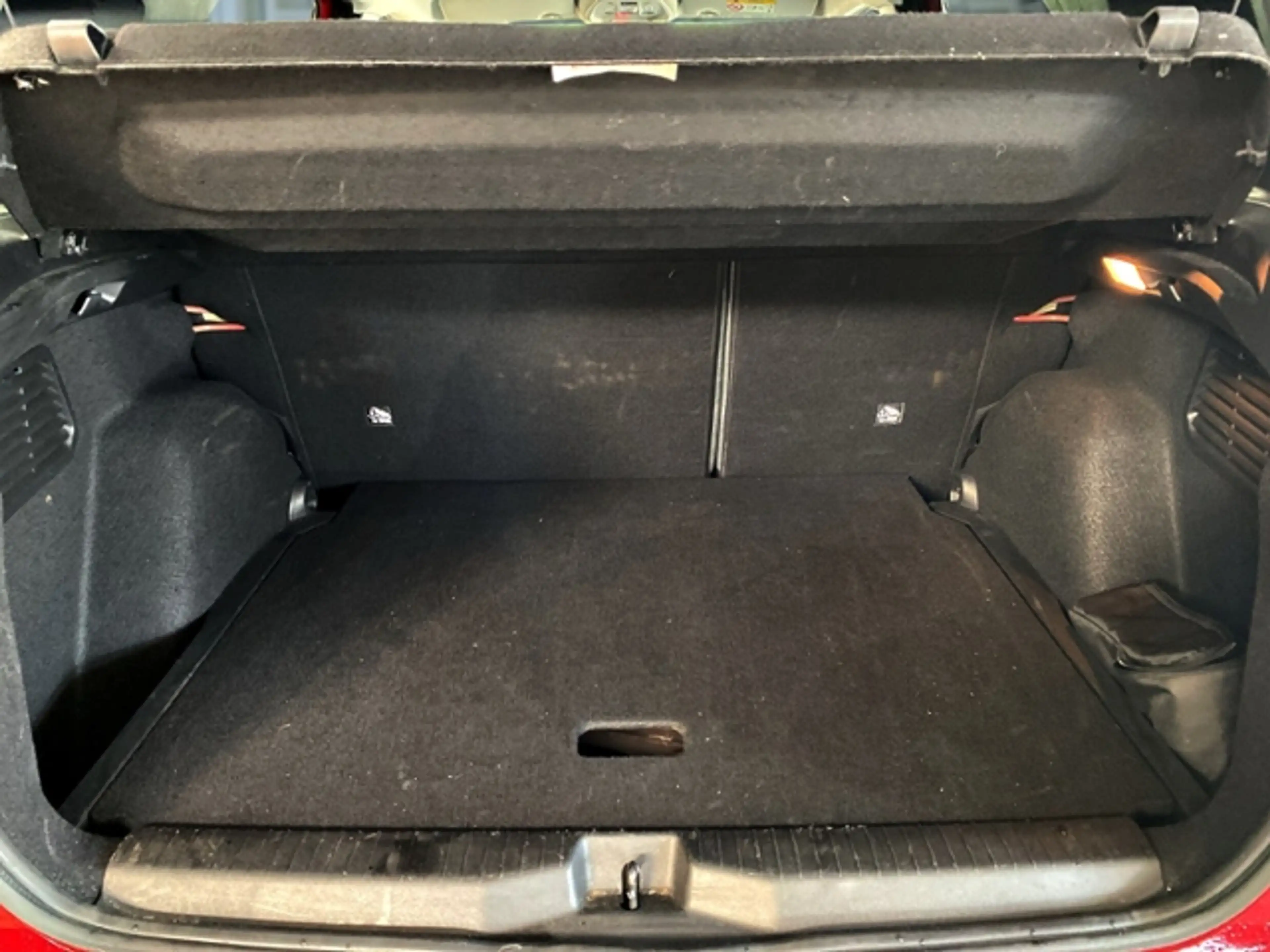 Citroen C3 Aircross Hybrid 145 PLUS — photo 8