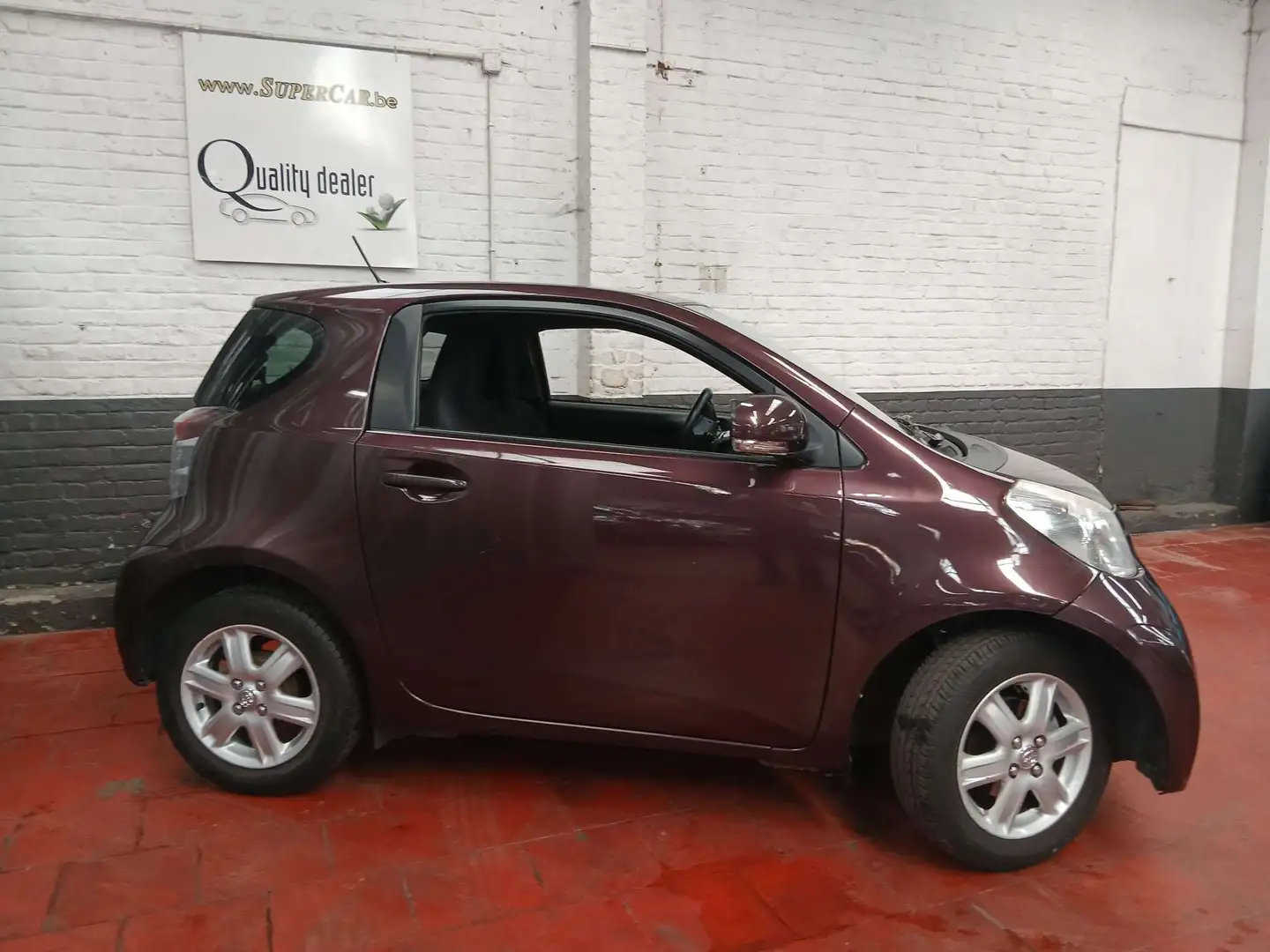 Toyota iQ iQ 1.0i VVT-i Comfort * A/C * 172 x 42 MOIS * Maro - 2
