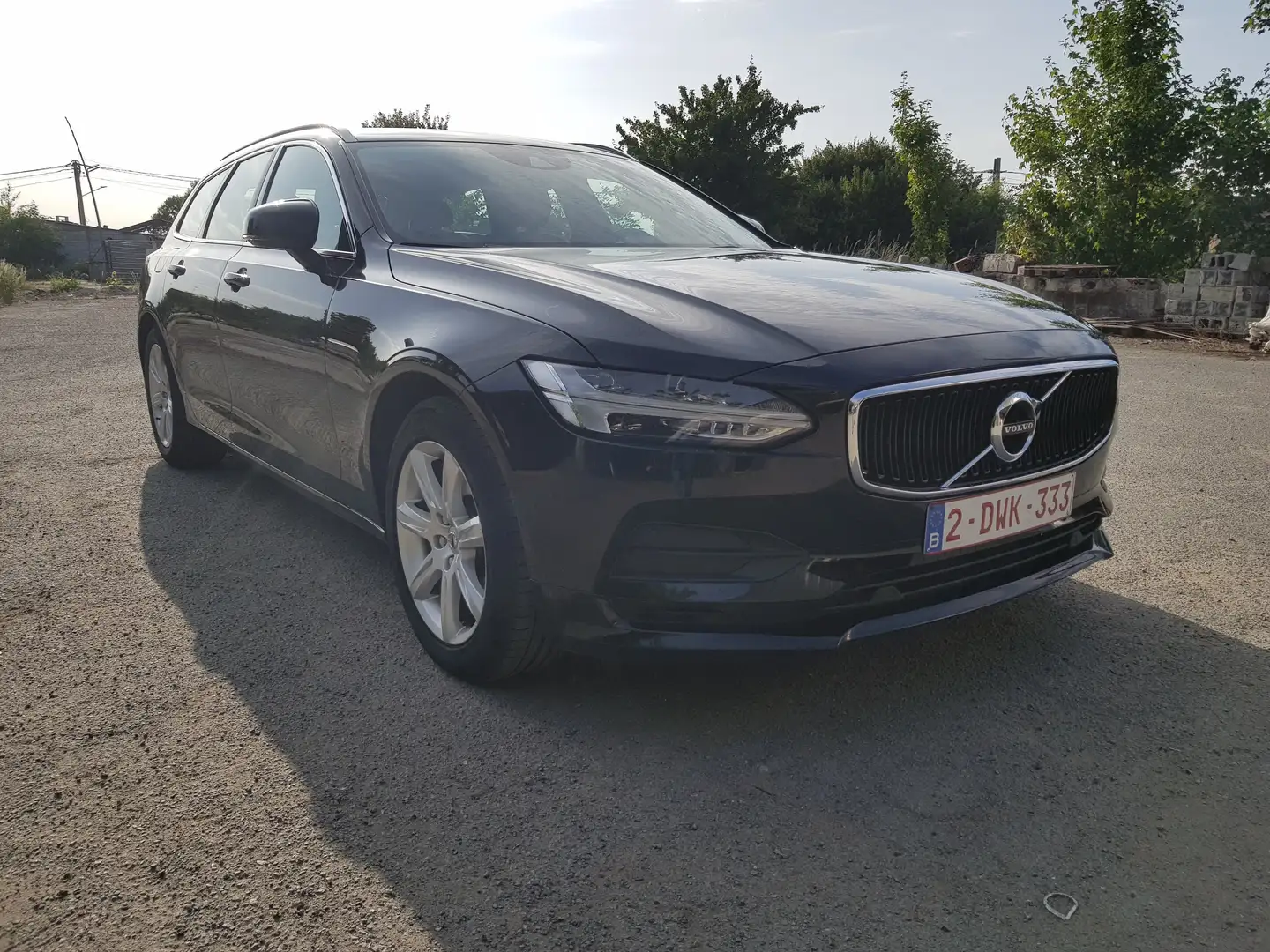 Volvo V90 V90 D3 Momentum Pro Zwart - 2