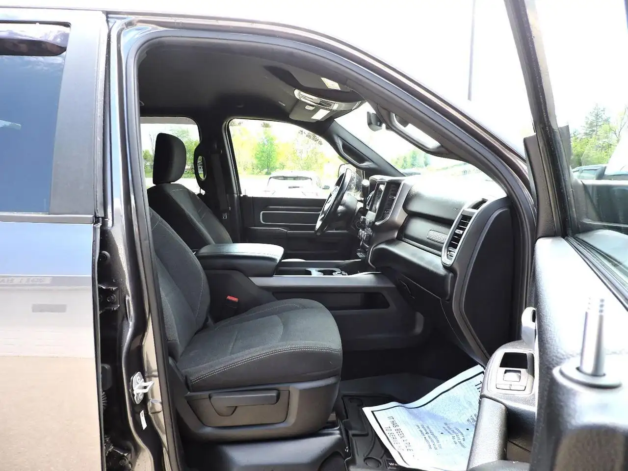 RAM 3500 снимка RAM 3500