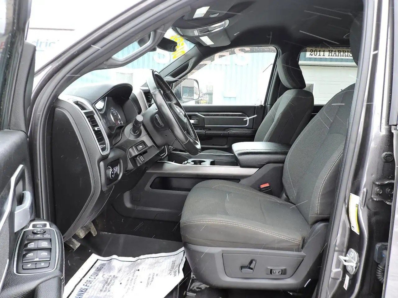 RAM 3500 снимка RAM 3500