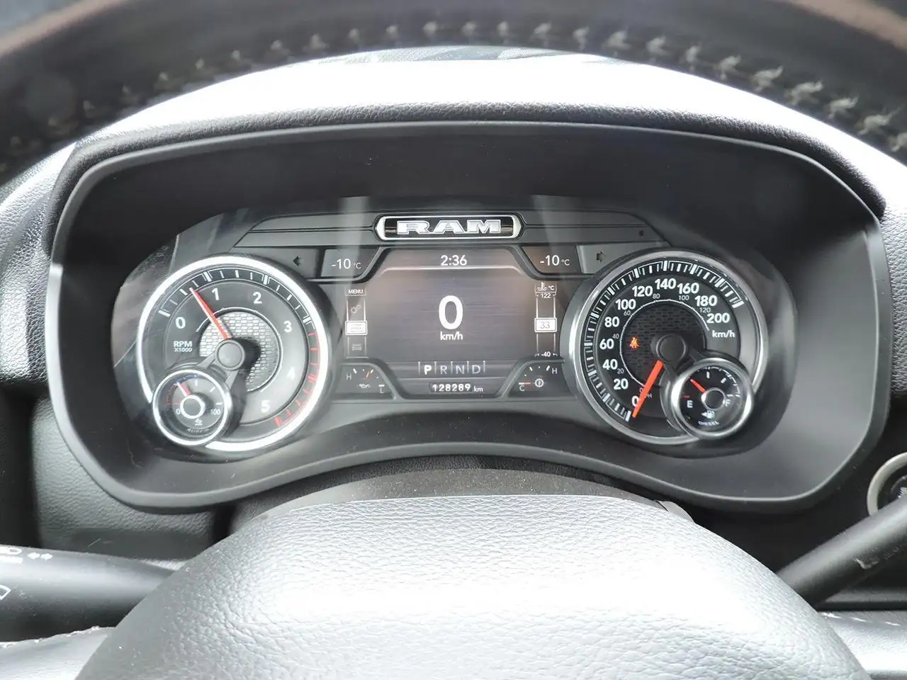 RAM 3500 снимка RAM 3500