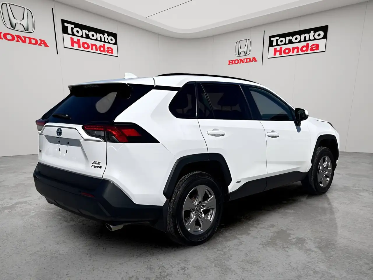 Toyota RAV 4 снимка Toyota RAV 4