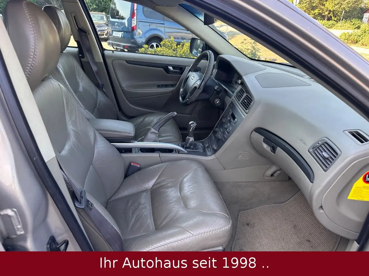 Volvo V70 2.4T AWD Cross Country Premium *VOLLLEDER*, foto 12