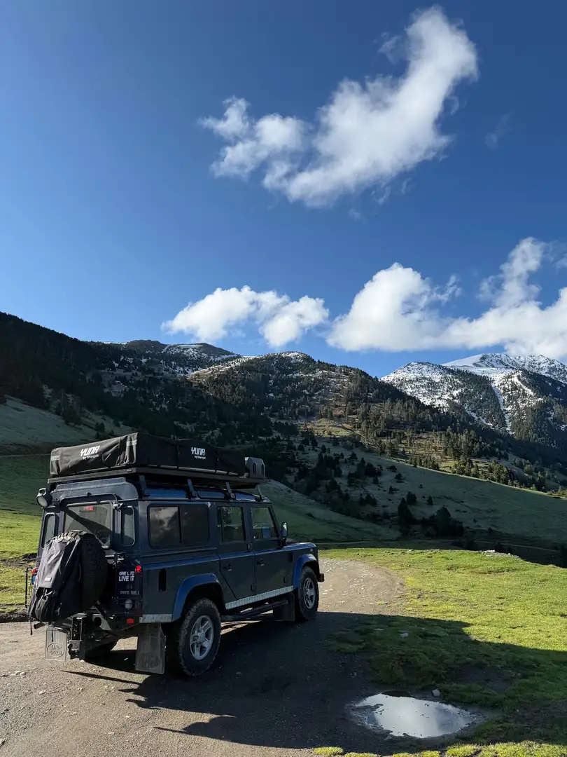 Land Rover Defender 110 Station Wagon SE - 1