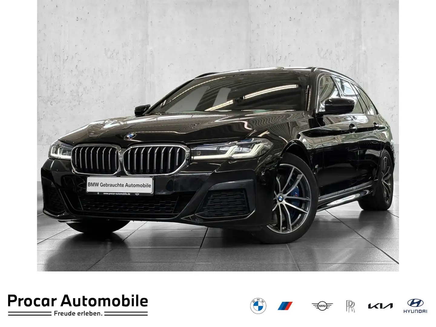 BMW 530 d xDrive Touring M Sport DA PA Laser Pano HuD Noir - 1