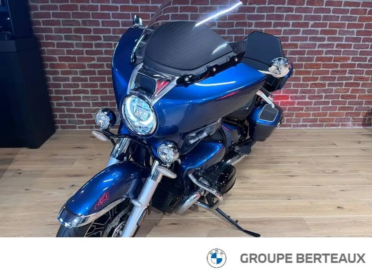 BMW R 18